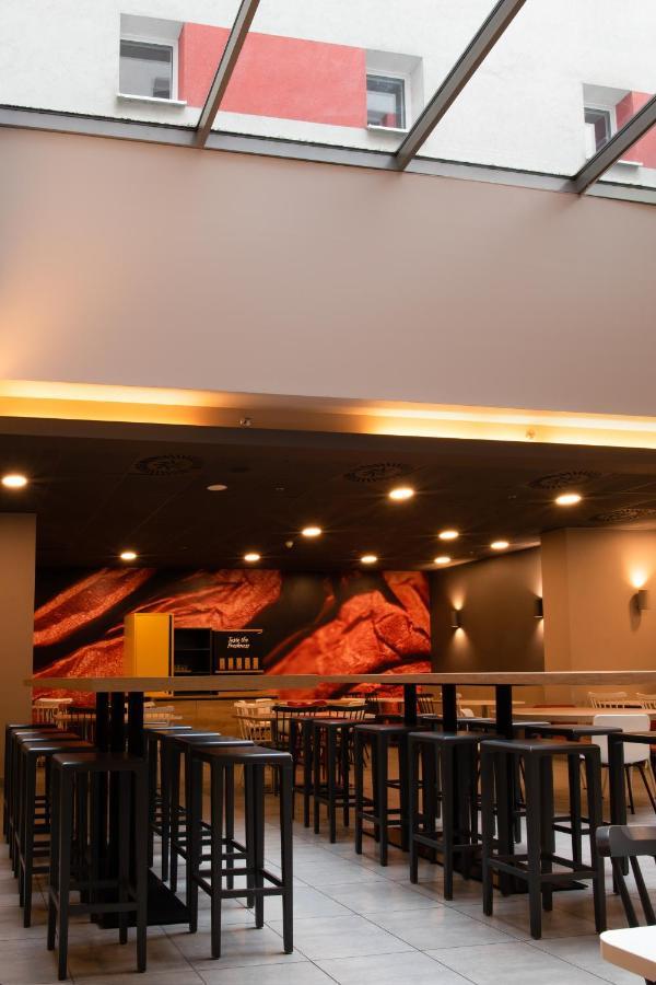 Ibis Praha Old Town Hotel Luaran gambar