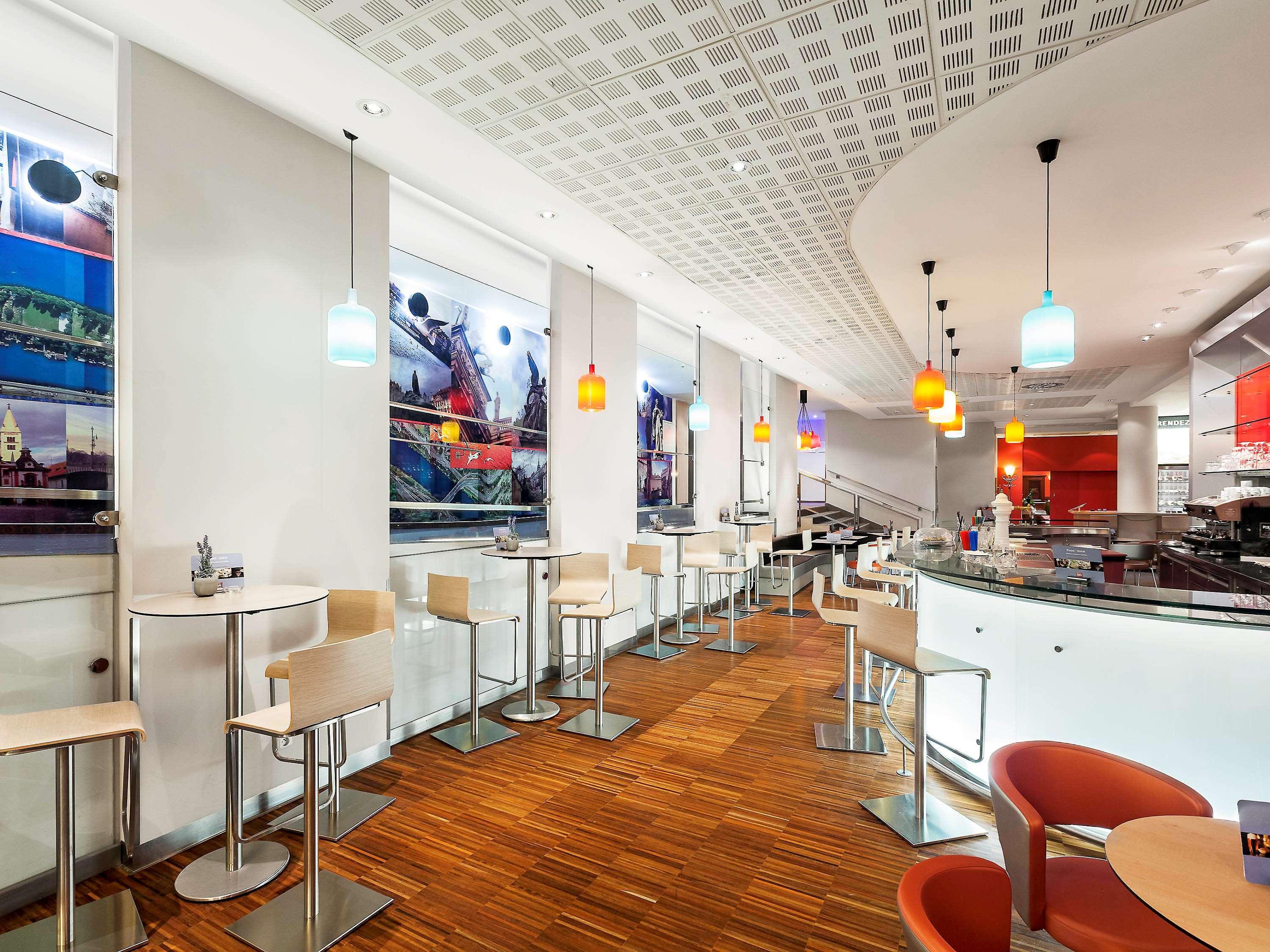 Ibis Praha Old Town Hotel Luaran gambar