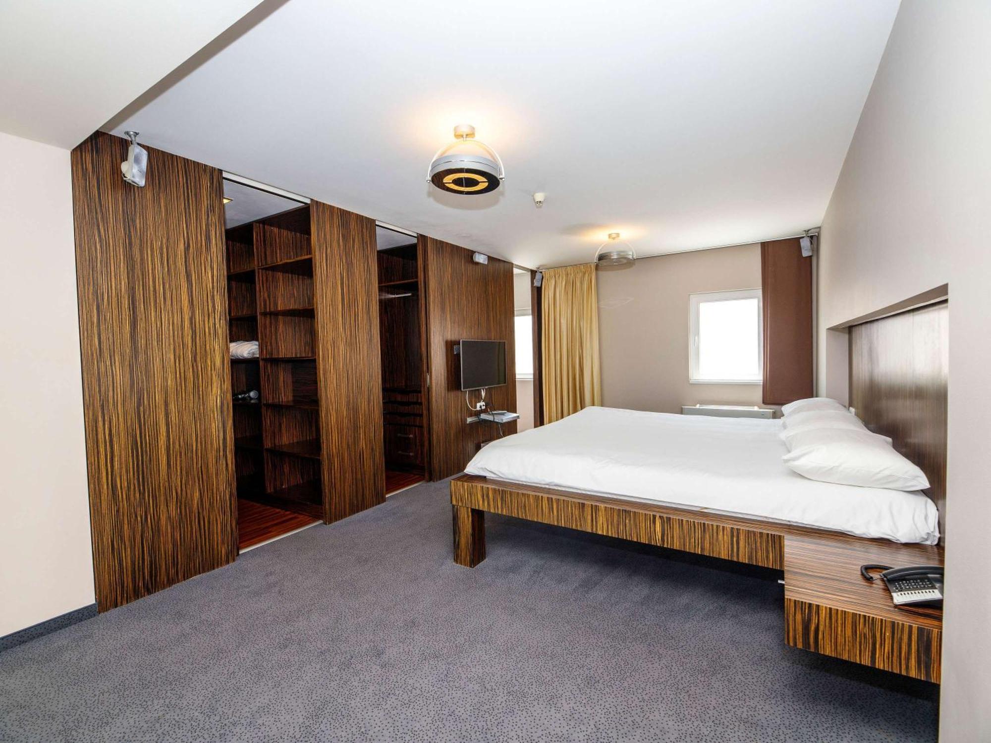 Ibis Praha Old Town Hotel Luaran gambar