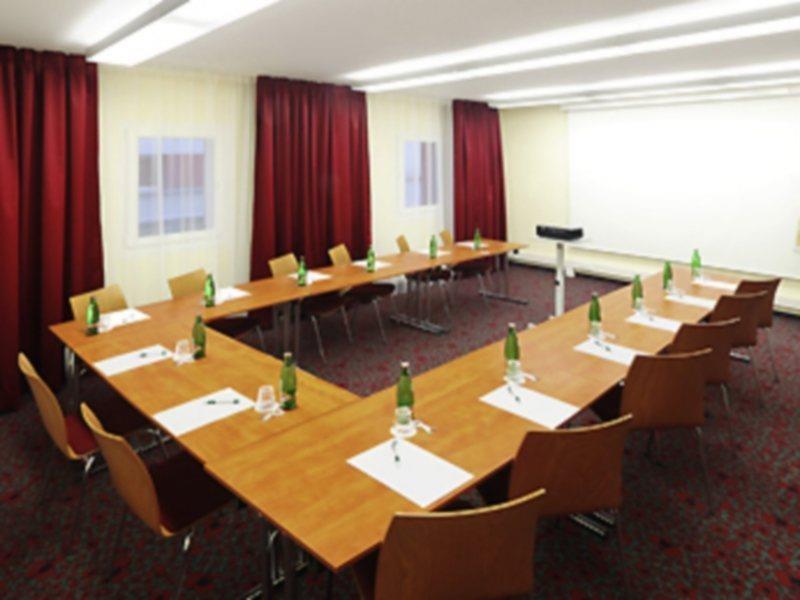 Ibis Praha Old Town Hotel Luaran gambar